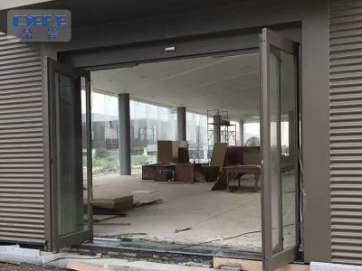 紧急速推门的产品特点